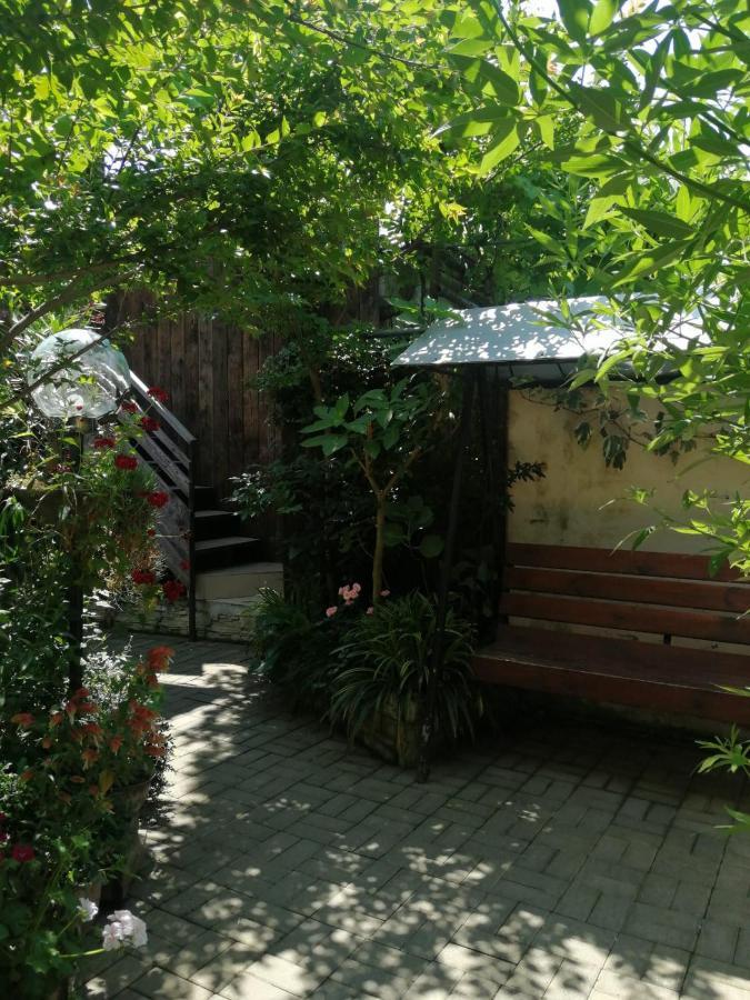 Magnoliia Hotel Sukhumi Exterior foto